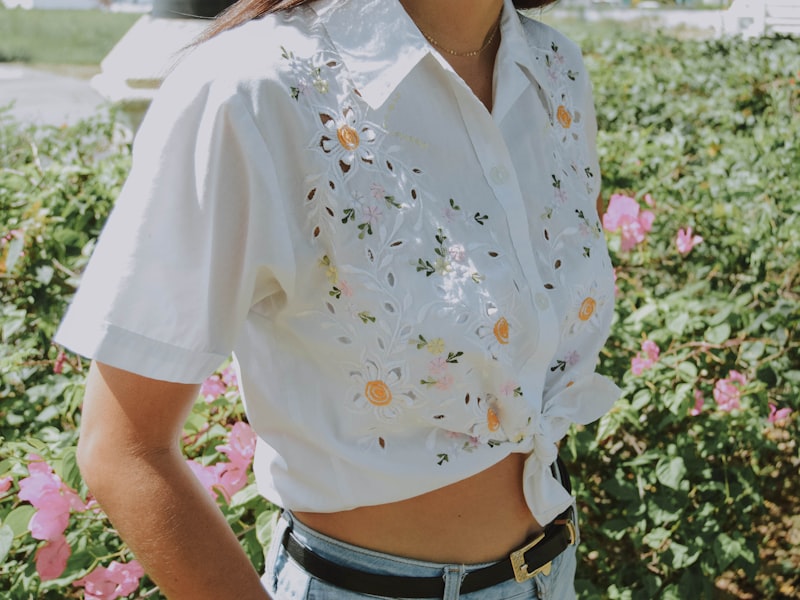 Blouse Linen Wanita — Krem