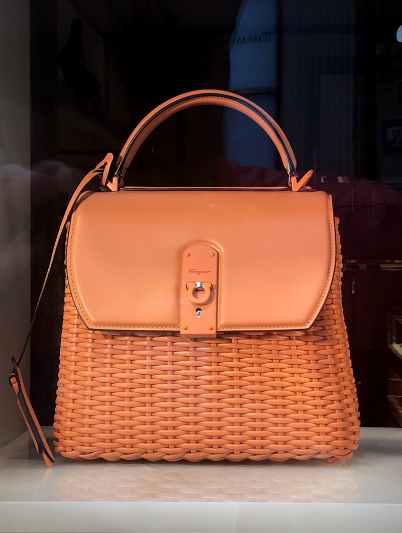 Sling Bag Mini — Terracotta